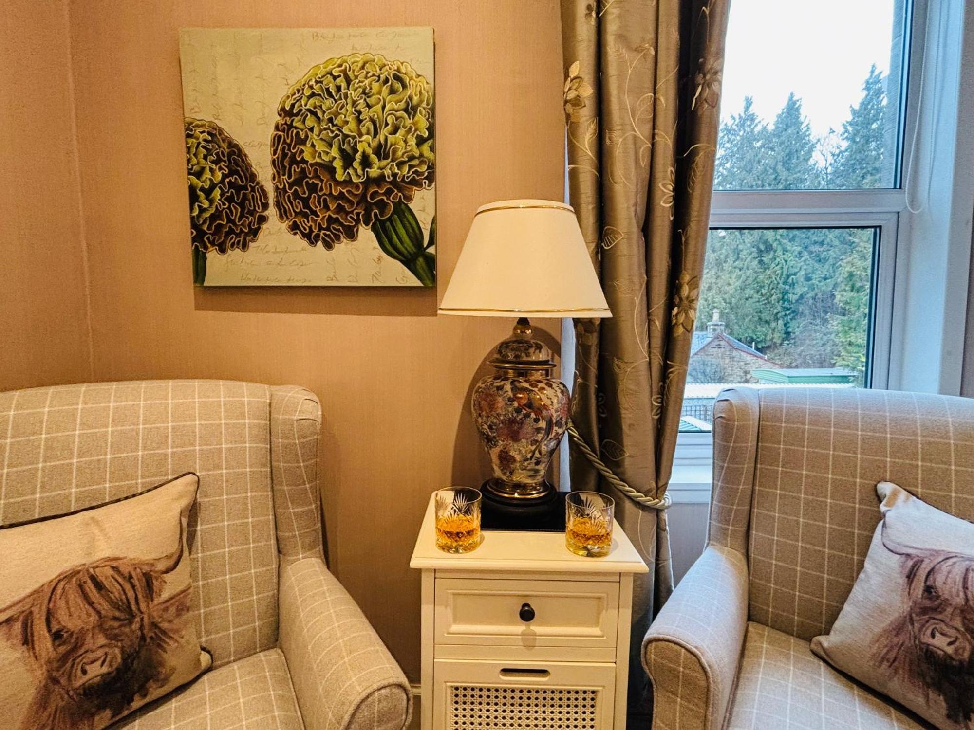 克莱莫酒店 皮特洛赫里 外观 照片